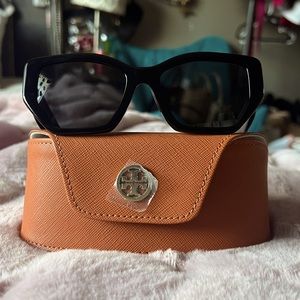 Sunglasses- I don’t need them anymore, 100% real